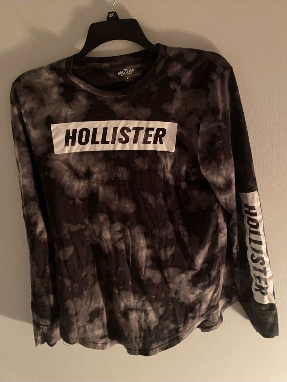 Hollister Black & Gray Tie-Dye Logo Long Sleeve Shirt